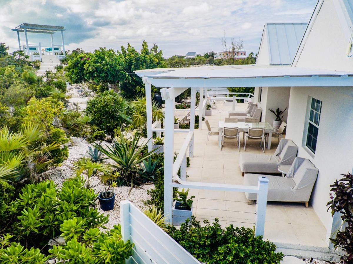 Modern Cottage With Chalk Sound Views 普罗维登西亚莱斯岛 外观 照片